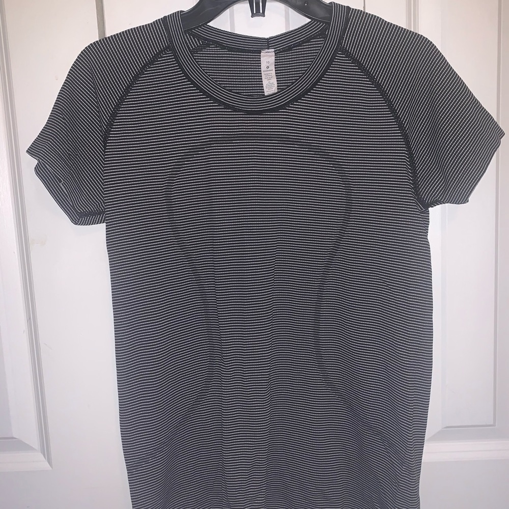 Lululemon swiftly tech